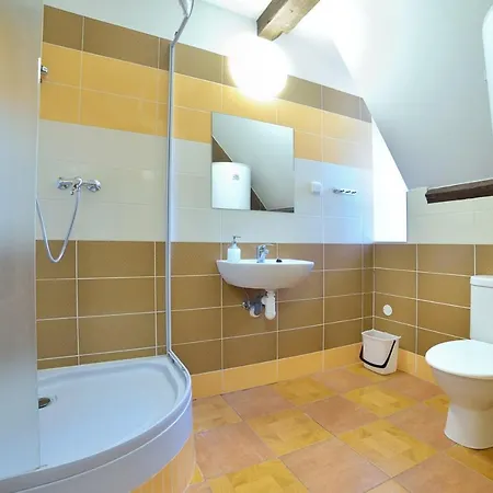 Pivovarsky Dvur Lipan Guest house